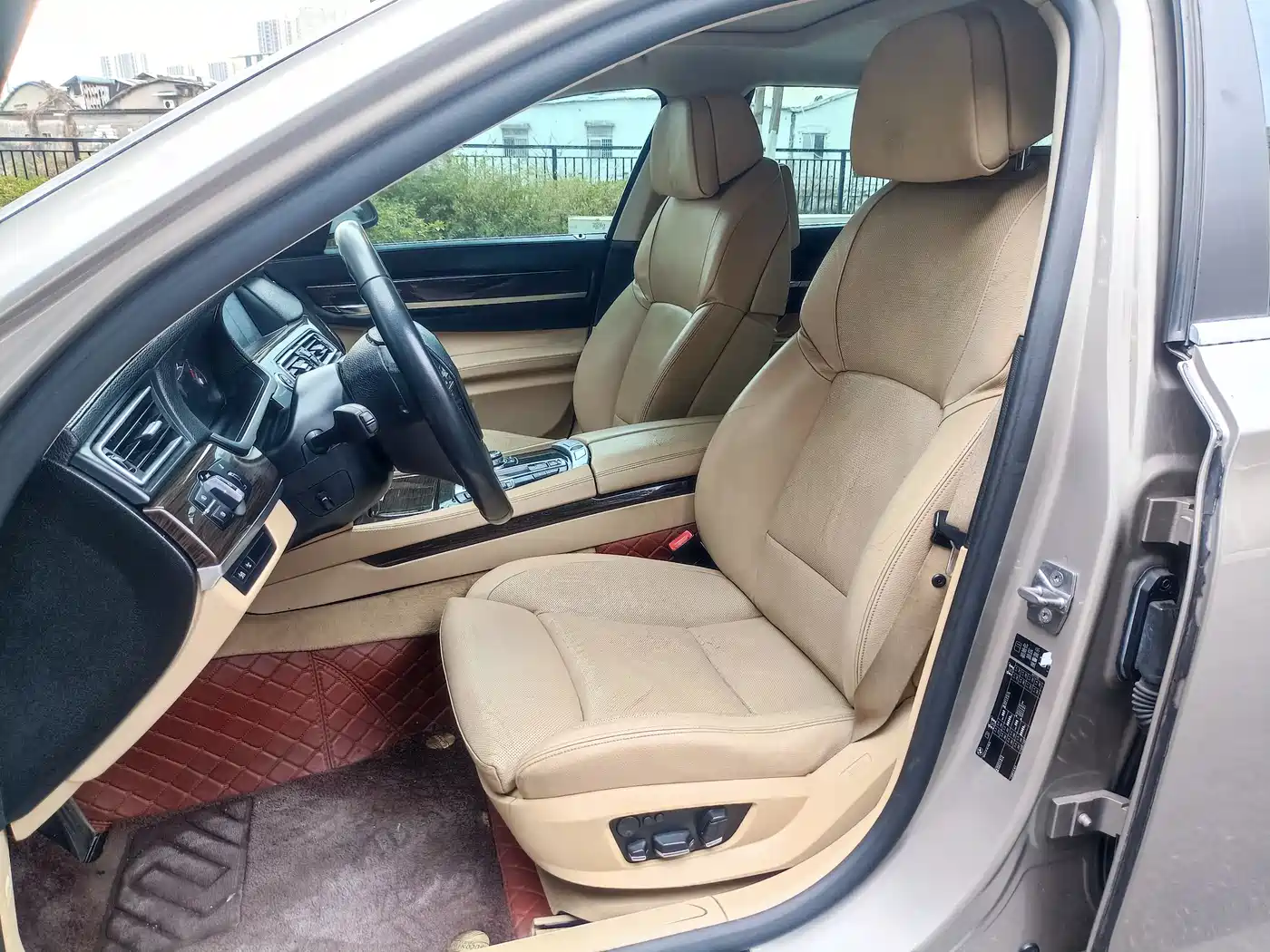 BMW 7 Series 2009 740Li Premium фото 21