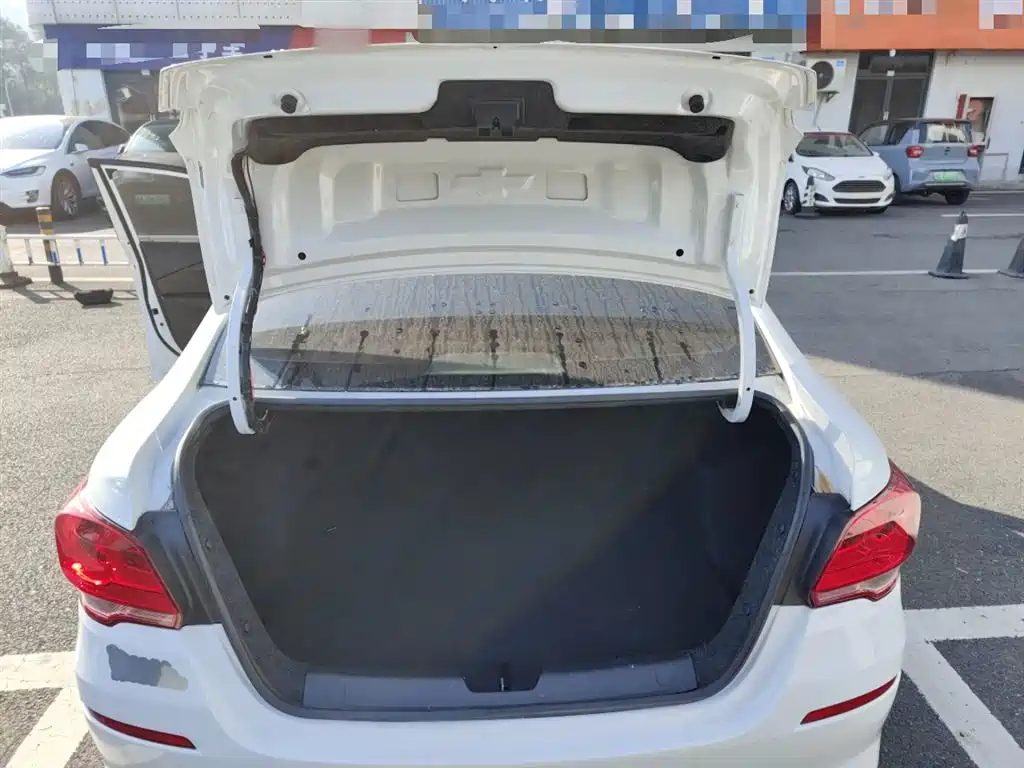 Chevrolet Cavalier 2019 320 Auto Sunroof Enjoyment Edition фото 10