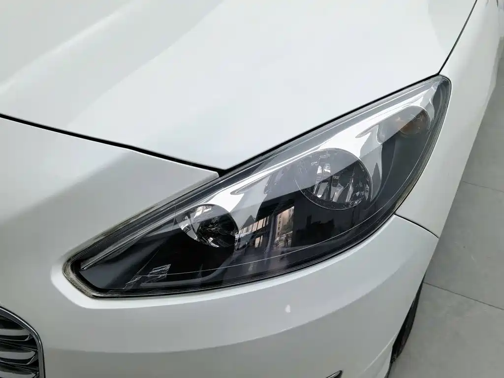 Peugeot 308 2014 2014 Model Joy Edition Classic 1.6L Automatic Trend Style