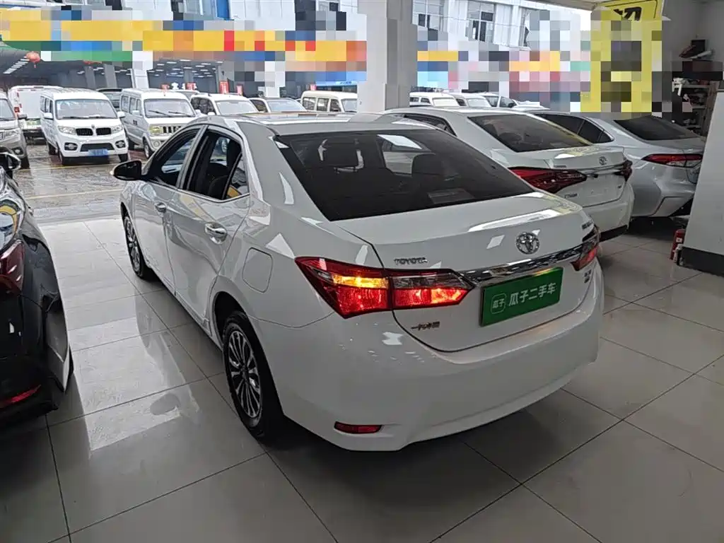 Toyota Corolla 2018 1.2T S-CVT GL-i Smart Shine Edition фото 5