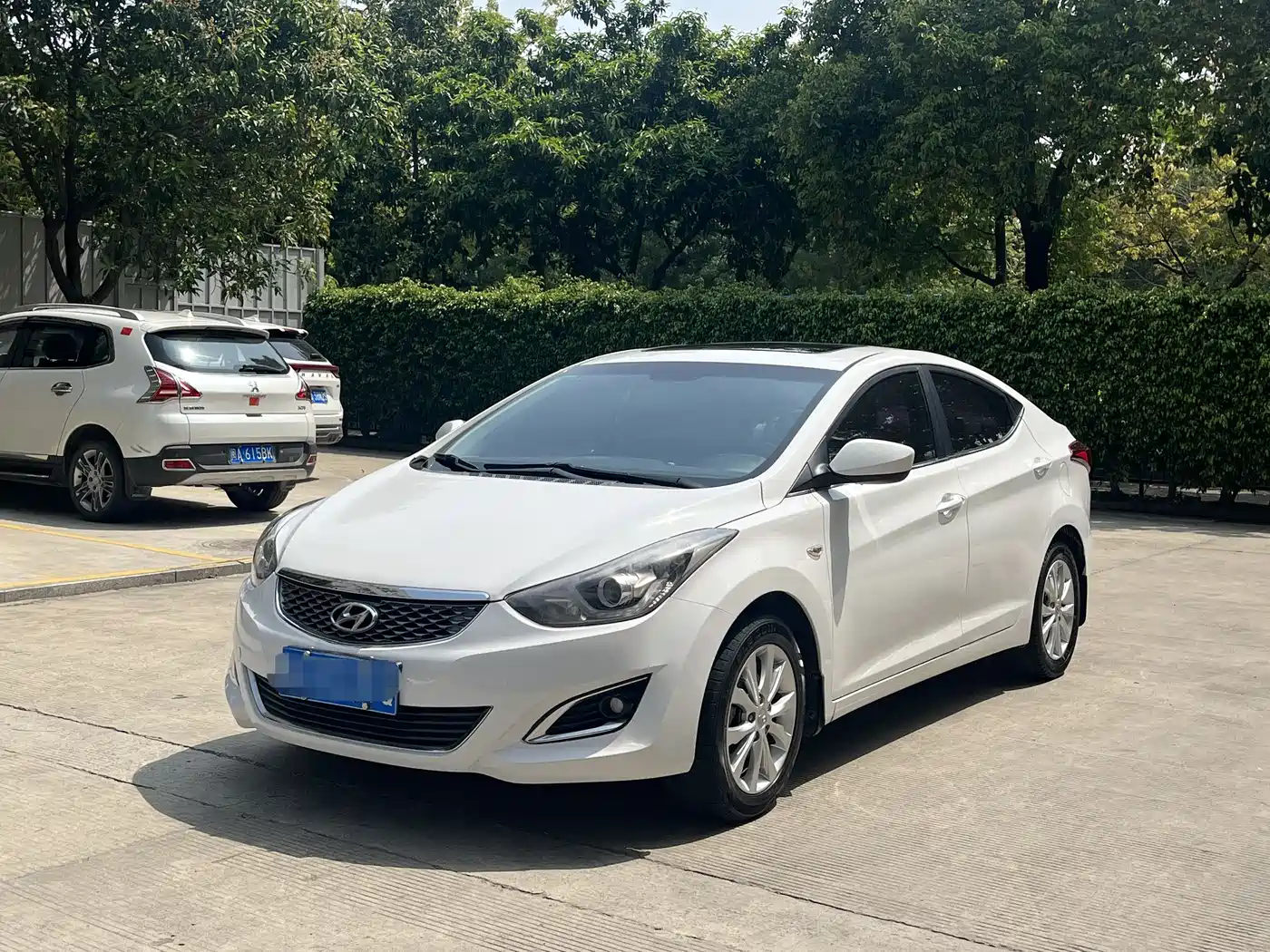Hyundai Langdong 2016 1.6L Automatic Smart Edition