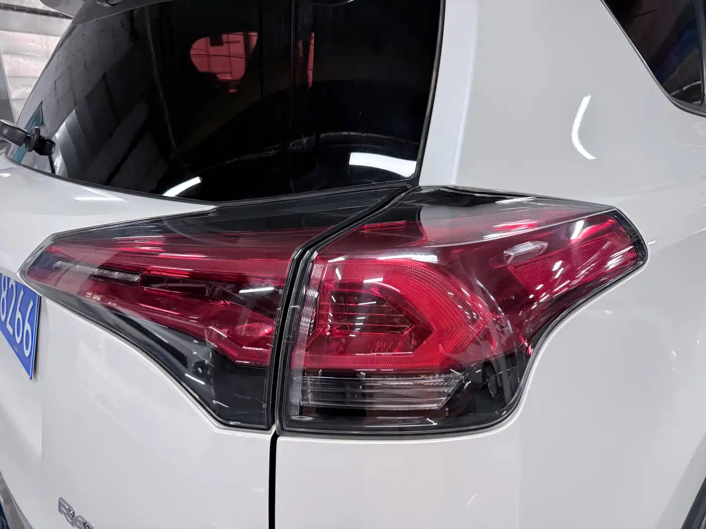 Toyota RAV4 Rongfang 2018 2.5L Automatic 4WD Elite i Edition фото 19