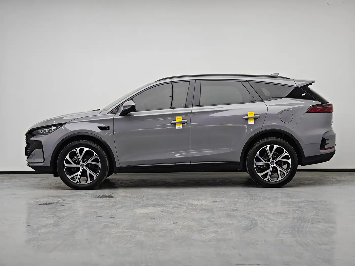 BYD Tang New Energy 2025 Smart Driving Edition DM-i 115KM Flagship фото 8