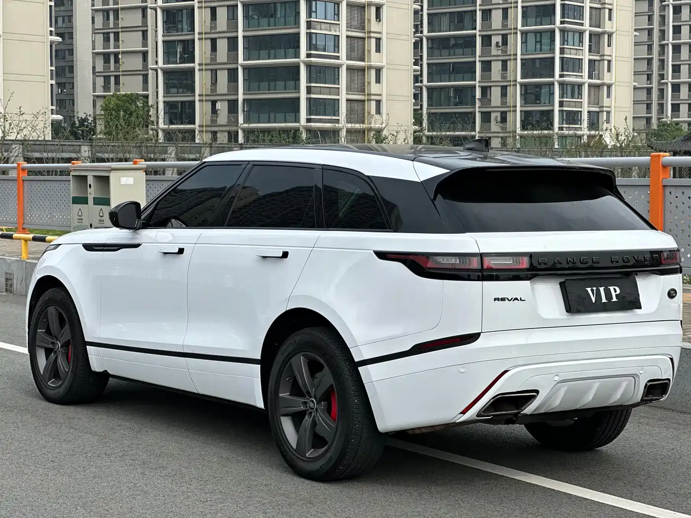 Land Rover Range Rover Velar 2020 P250 фото 17