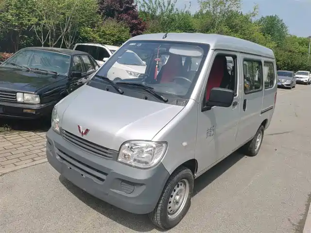Wuling Sunshine 1.5L, Практик, 5/7, мест