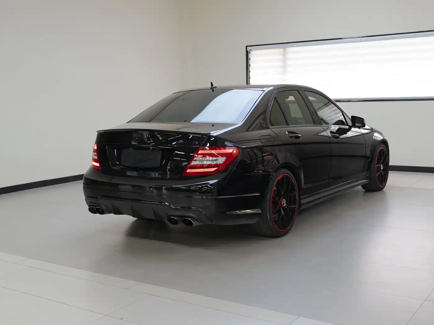 Mercedes-Benz C-Class AMG 2014 AMG C 63 Edition 507 фото 4