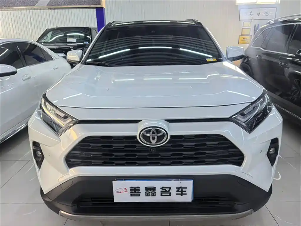 Toyota RAV4 Rongfang 2023 2.0L CVT FWD Style Plus Edition фото 6