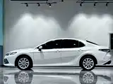 Фото 5 - Toyota Camry