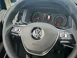 Фото 18 - Volkswagen Multivan