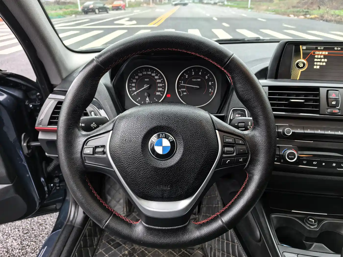 BMW 1 Series (Import) 2012 118i Sport фото 13