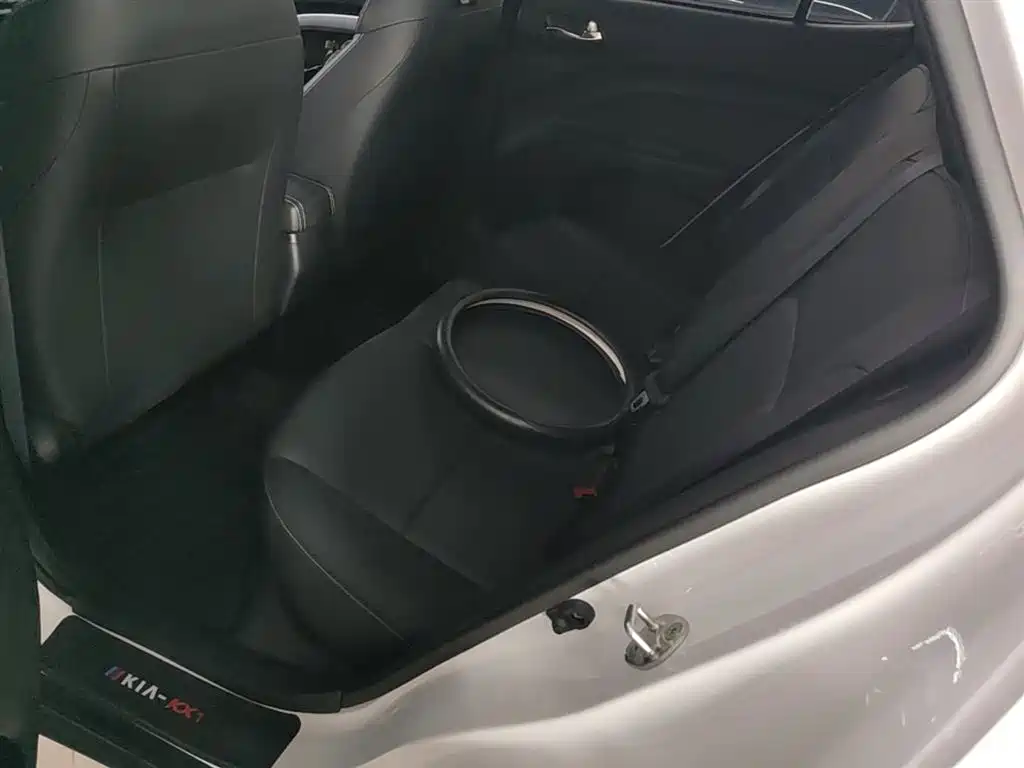 Kia KX1 2021 1.4L CVT Fun Edition фото 17