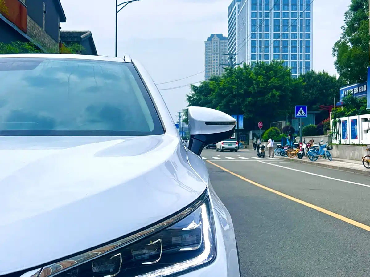 BYD TANG