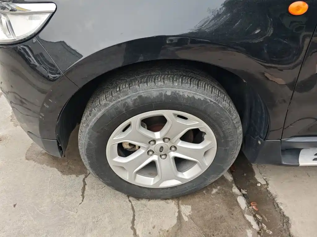 Ford Edge (Import) 2015 2012 2.0T Elite Sunroof Edition