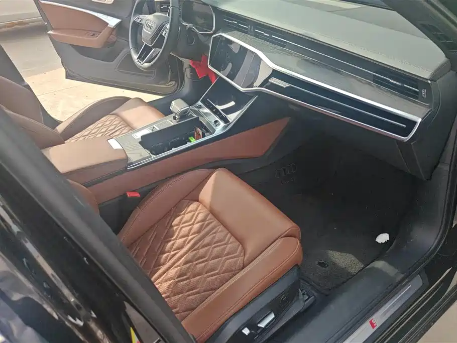 Audi A6L 2025 45 TFSI quattro Premium Sport фото 8