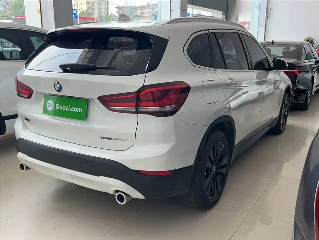 BMW X1 2021 sDrive20Li Fashion фото 5