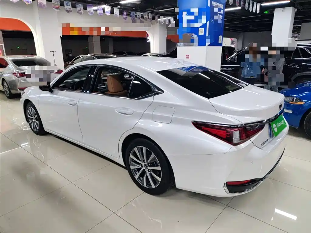 Lexus ES 2018 200 Excellence Edition China V фото 9