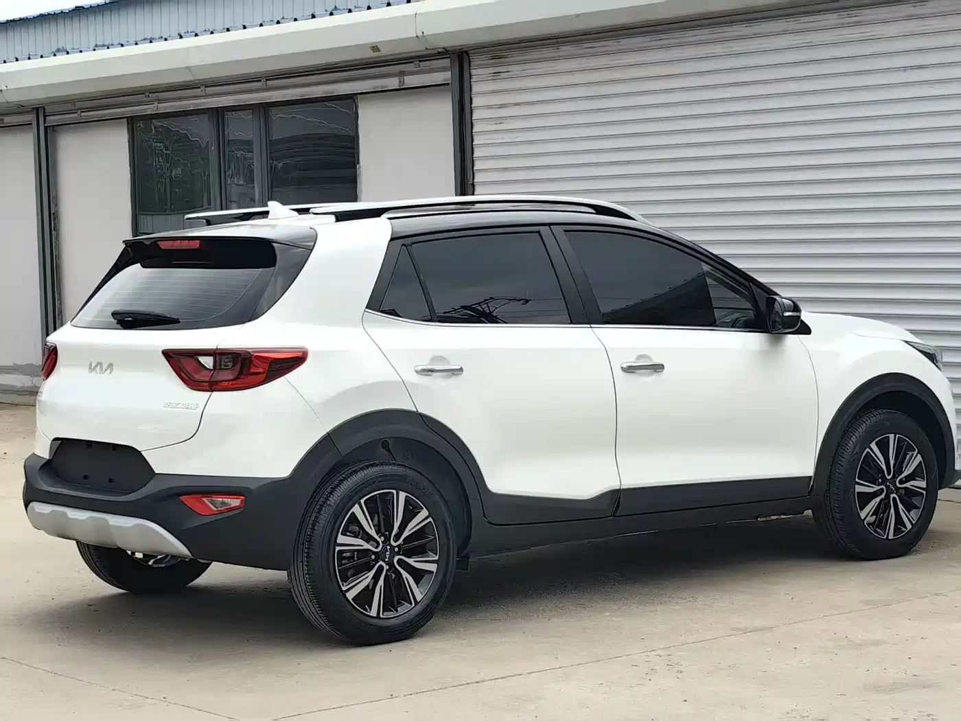 Kia KX1 2021 1.4L CVT Fun Sunroof Version фото 4
