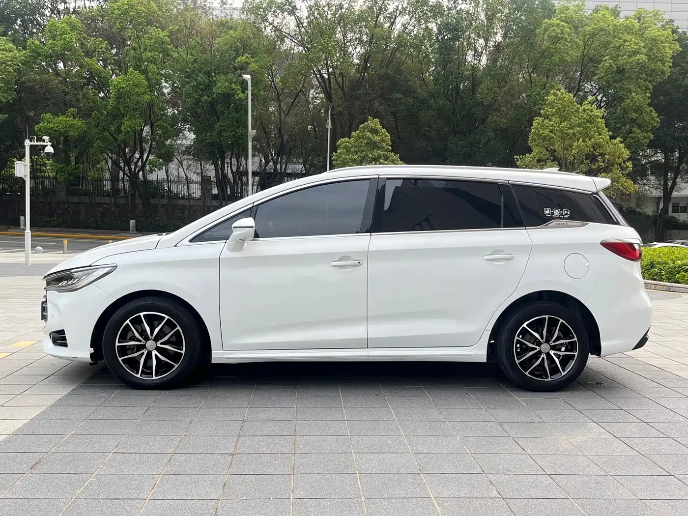 BYD Song MAX 2017 1.5T Auto Smart Connect Premium 7-seater фото 8