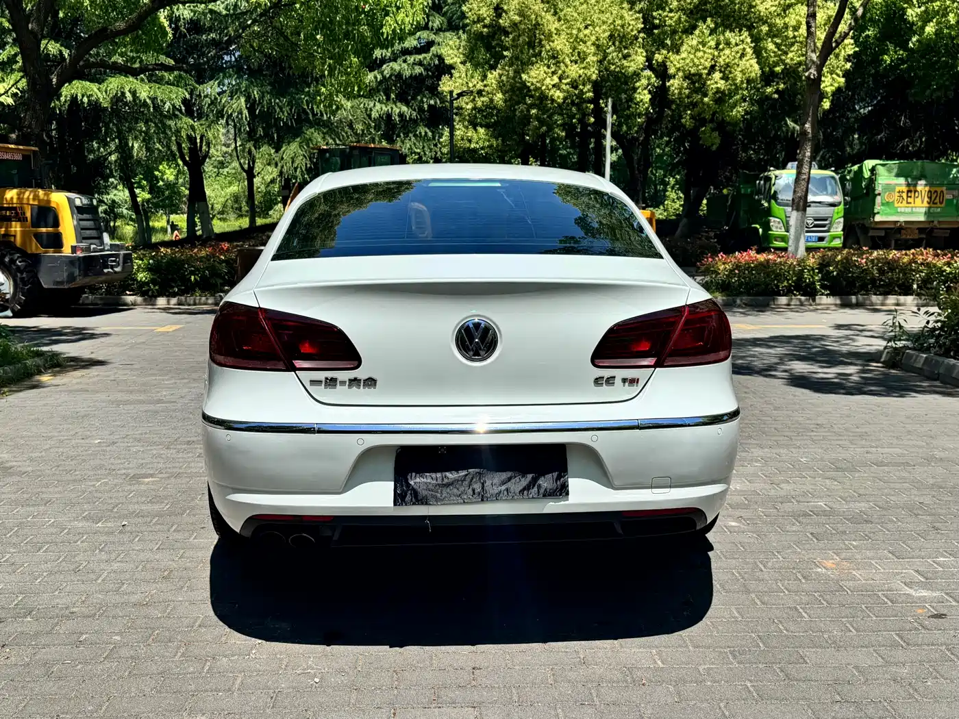 Volkswagen FAW-Volkswagen CC 2016 Model 1.8TSI Premium фото 16