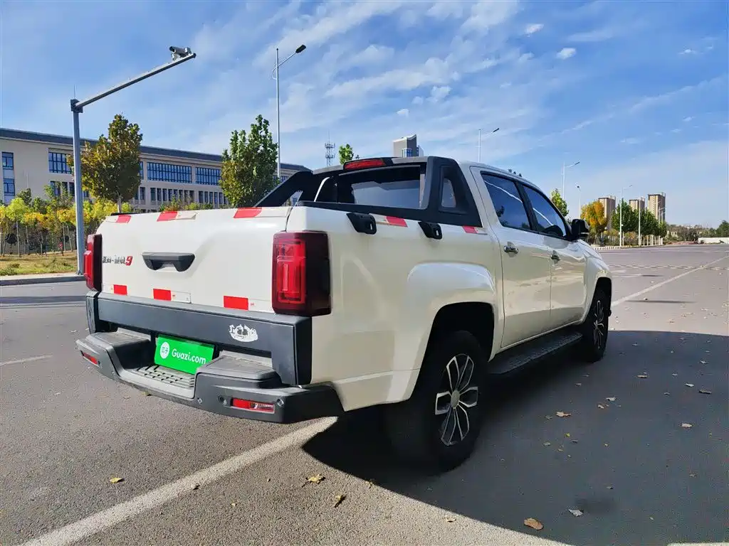 Jiangling Yuhu 9 2021 2019 2.0T Automatic Gasoline 2WD Comfort