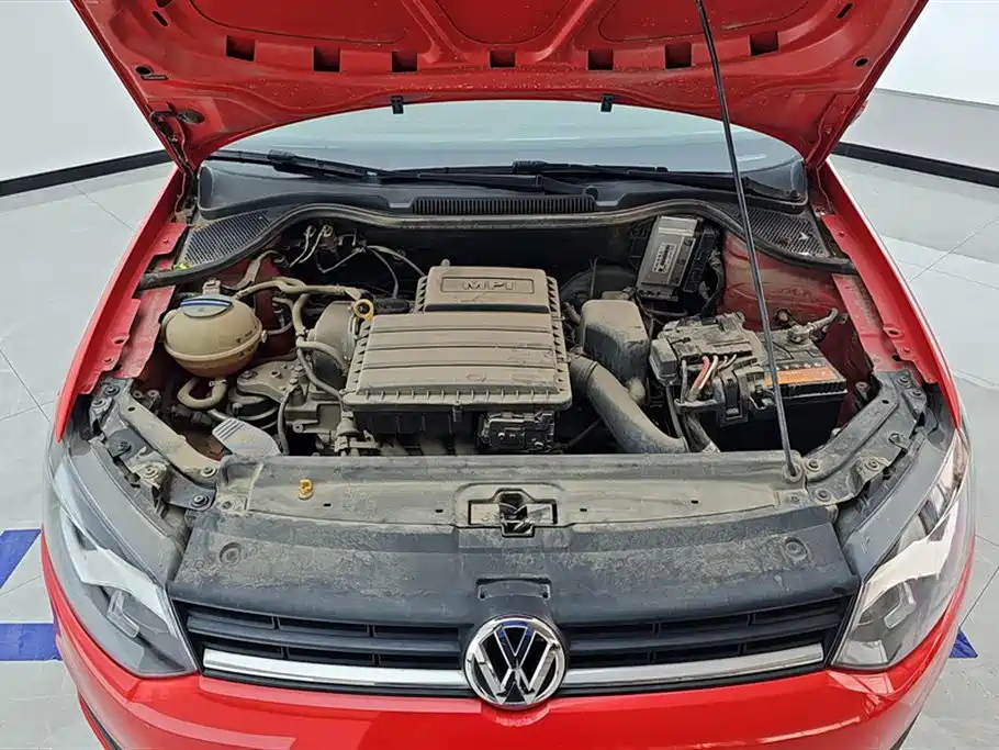 Volkswagen Polo 2016 1.4L Manual Trend фото 10