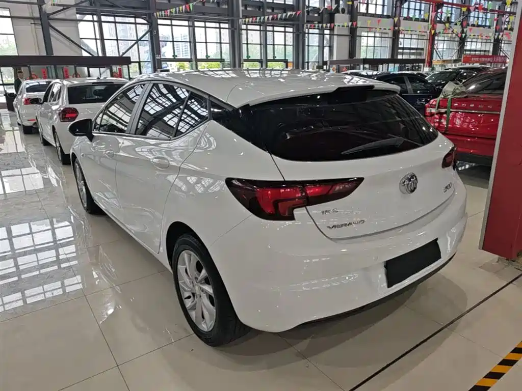 Buick Verano 2016 Hatchback 15S Auto Progressive фото 23