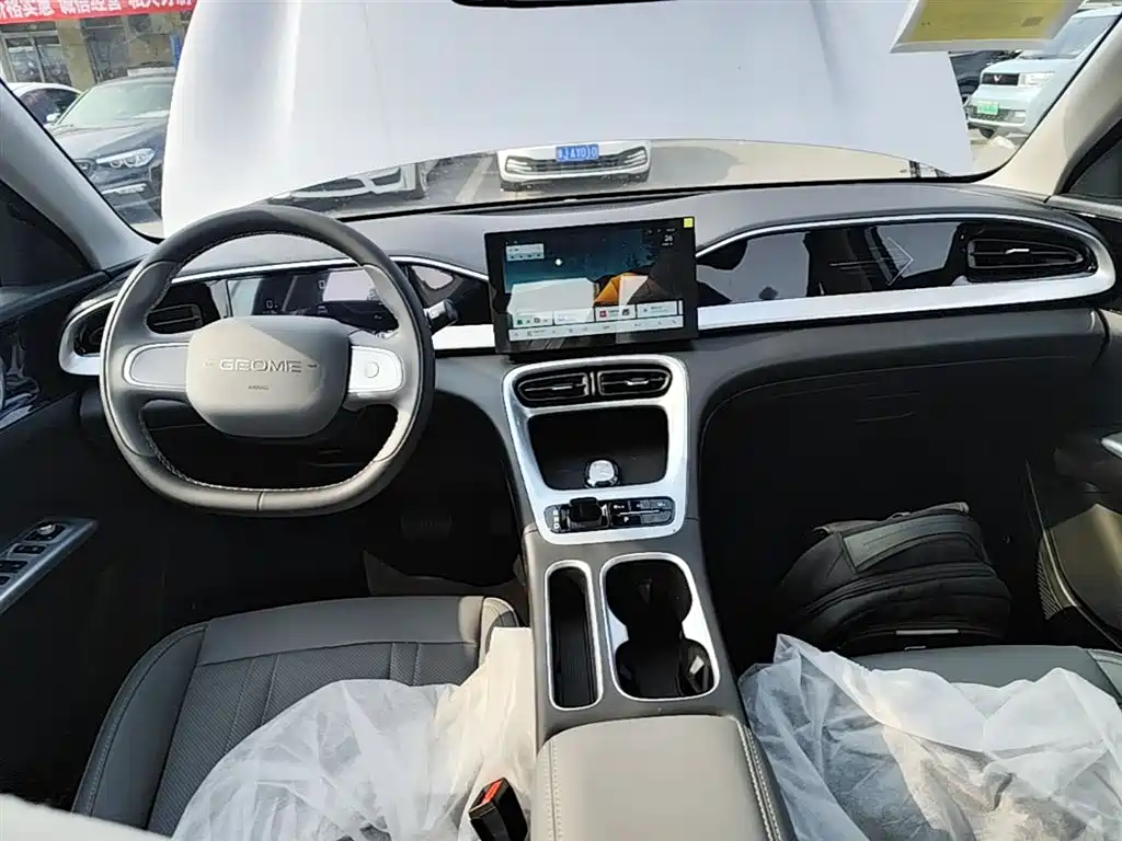 Geely Galaxy Starry Wish 2026 Edition 310km Youth Version фото 10