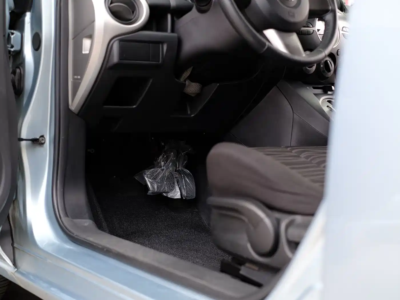 Mazda 2 2011 2011 Xuan Dong 1.5L Auto Luxury Edition