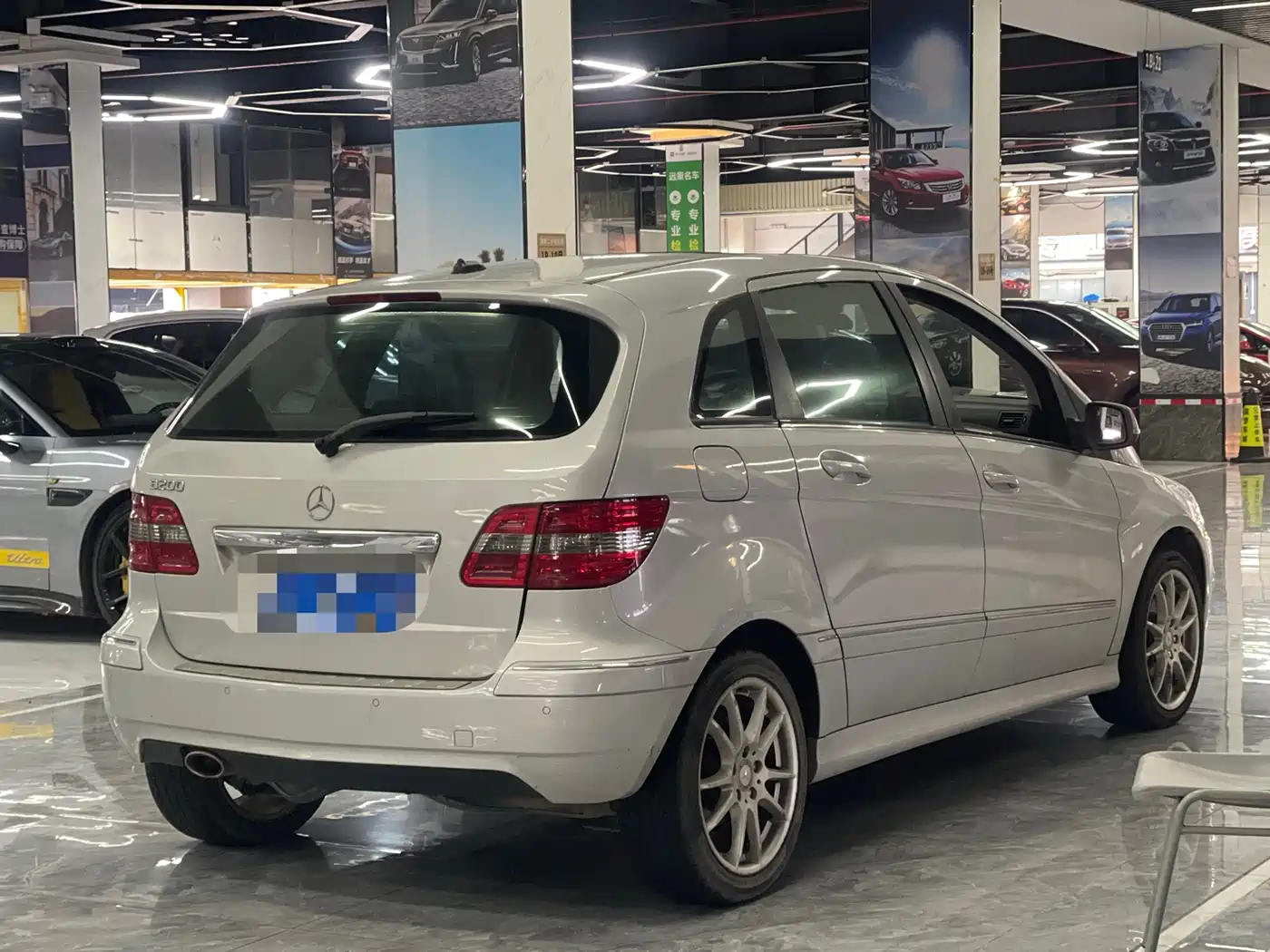 Mercedes-Benz B-Class 2011 2009 B 200 Fashion