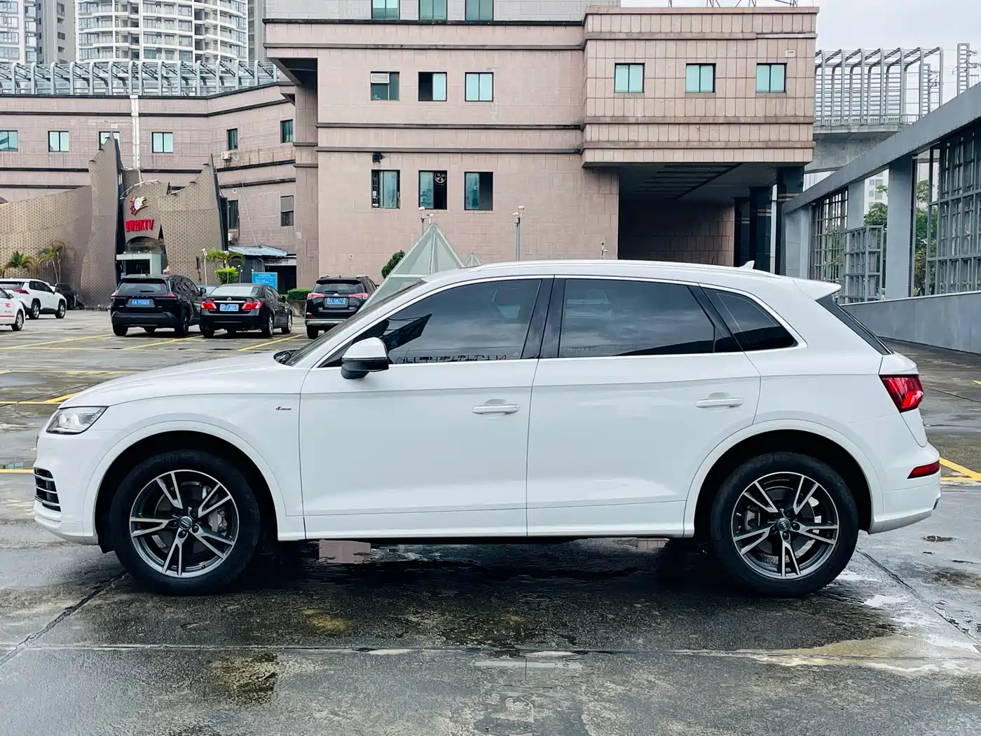 Audi Q5L 2018 45 TFSI Exclusive Fashion China VI фото 35