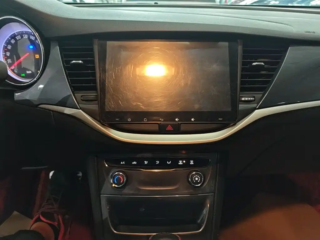 Buick Verano 2016 Hatchback 15S Auto Progressive фото 9