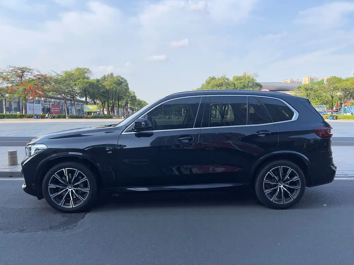 BMW X5 (Import) 2021 xDrive30i M Sport Package фото 3