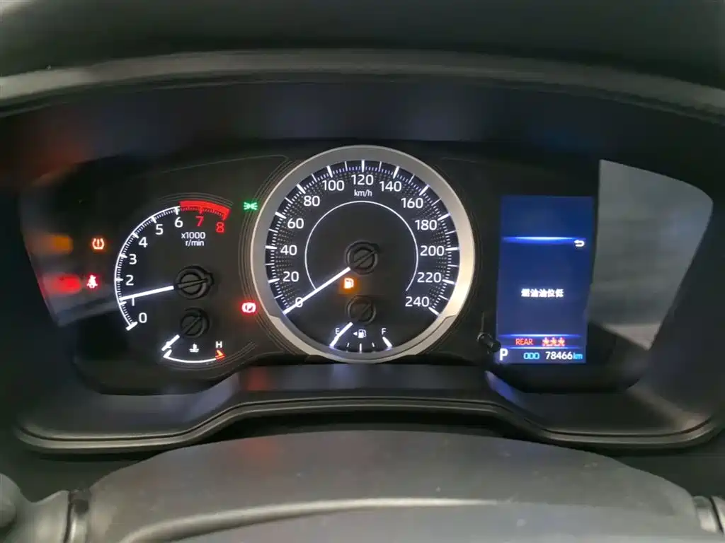 Toyota Levin 2021 185T CVT Luxury Edition фото 12