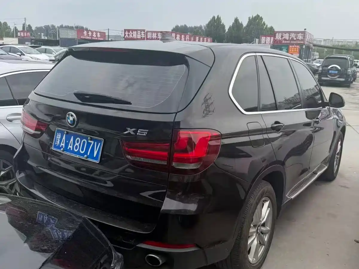 Фото 3 - BMW X5 (Import)