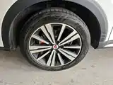 Фото 23 - Roewe RX5