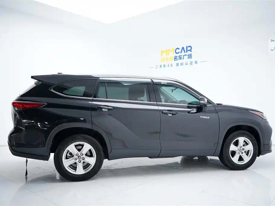 Toyota Highlander 2022 Dual Engine 2.5L AWD Elite 7-Seater фото 8