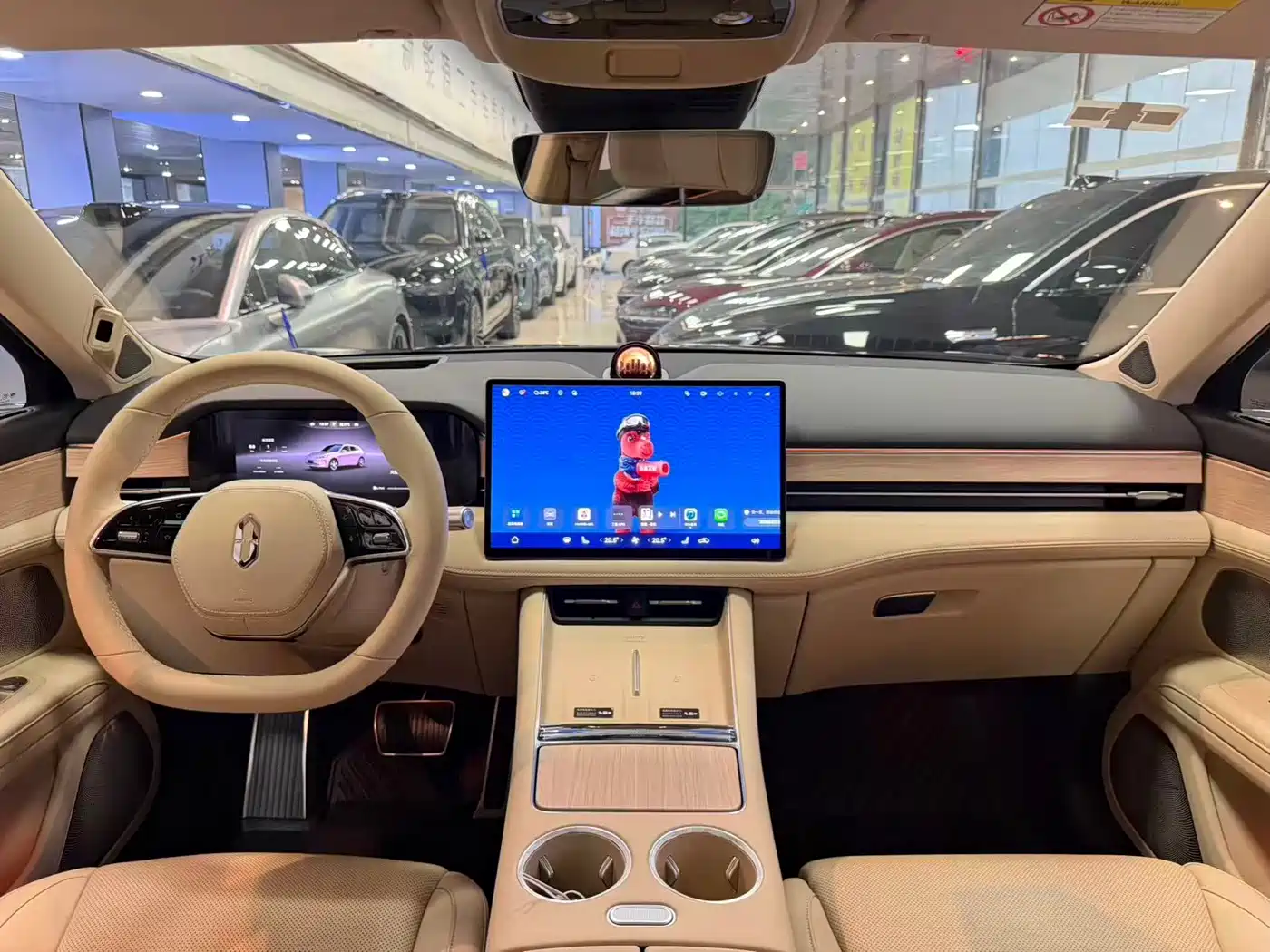 AITO Wenjie AITO M5 2025 Extended Range Ultra AWD фото 5