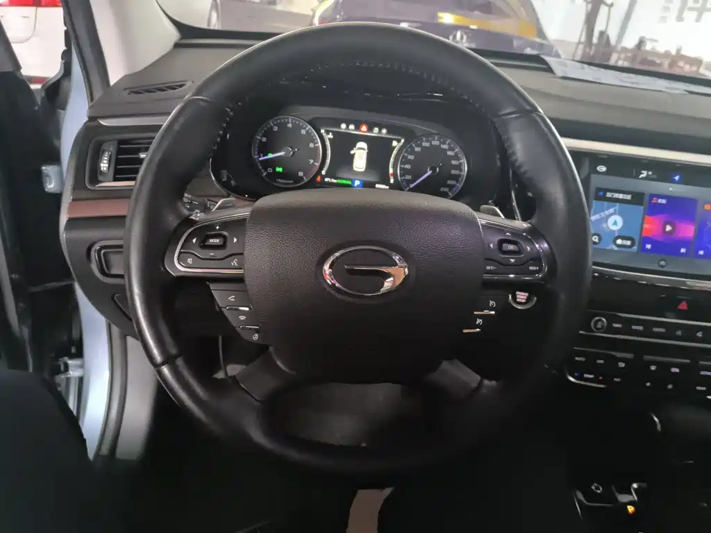 GAC Trumpchi Trumpchi GS8 2017 2017 320T 2WD Luxury Smart Connect (7-seater)
