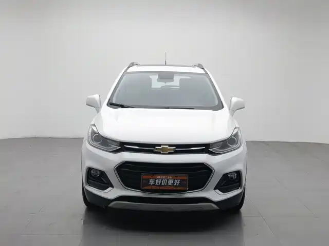 Chevrolet Trax 2018 330T Automatic 2WD Luxury — фото 3