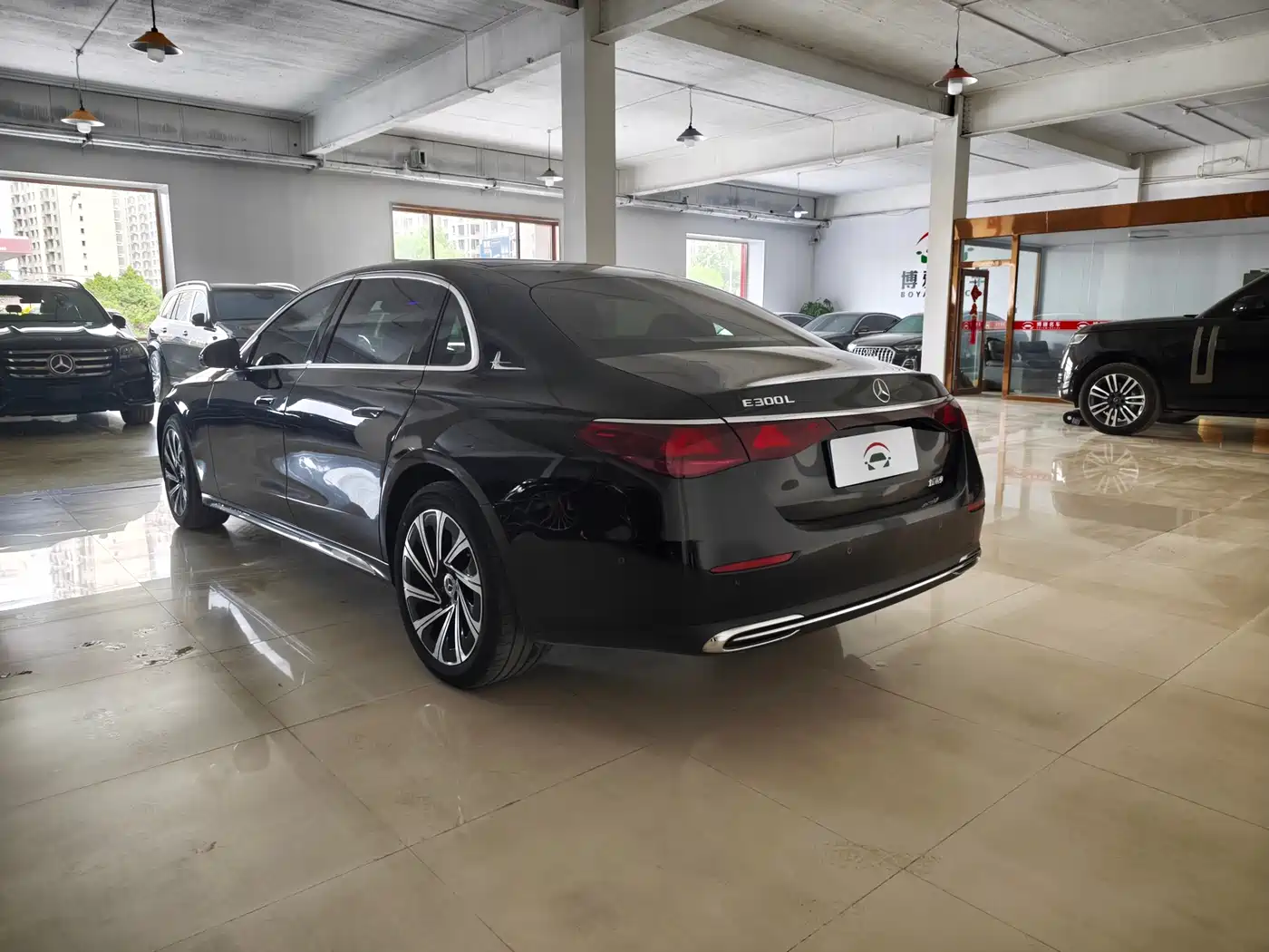 Mercedes-Benz E-Class 2024 Model E 300 L Luxury фото 5