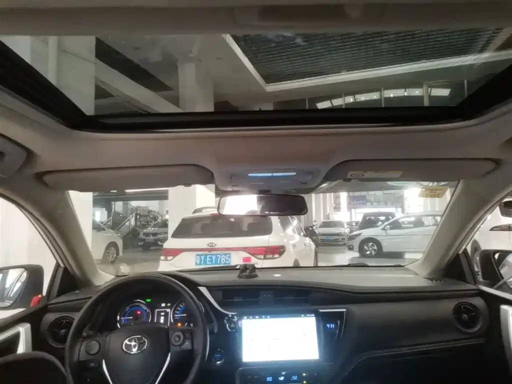Toyota Levin 2017 Facelift Hybrid 1.8H GS E-CVT Elite Sunroof Edition China V фото 18