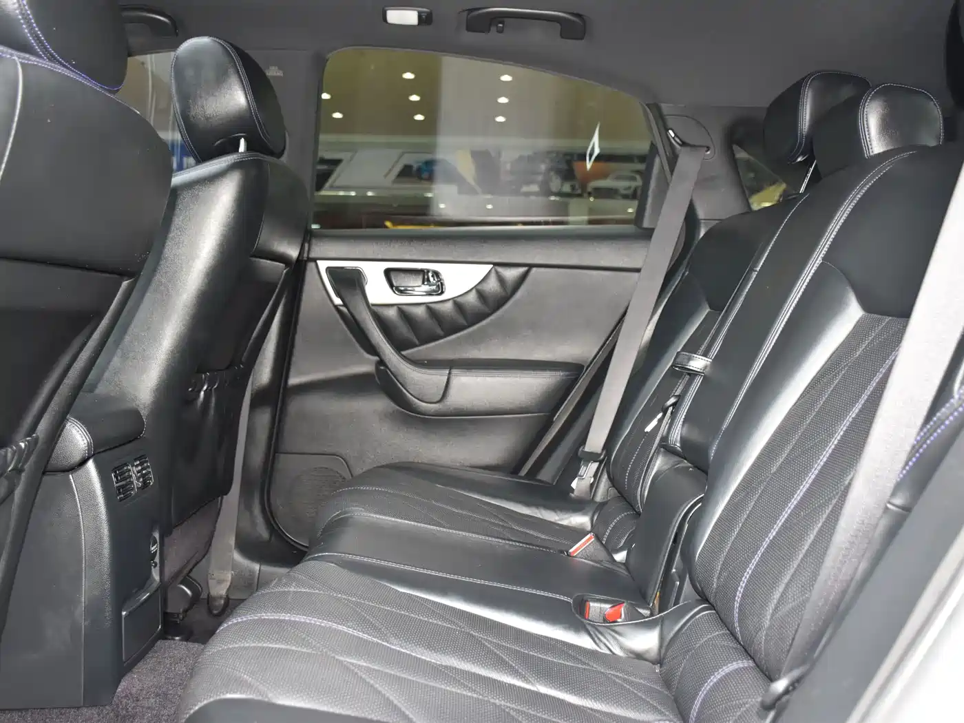Infiniti QX70 2016 2015 Model 3.7L Shadow Edition