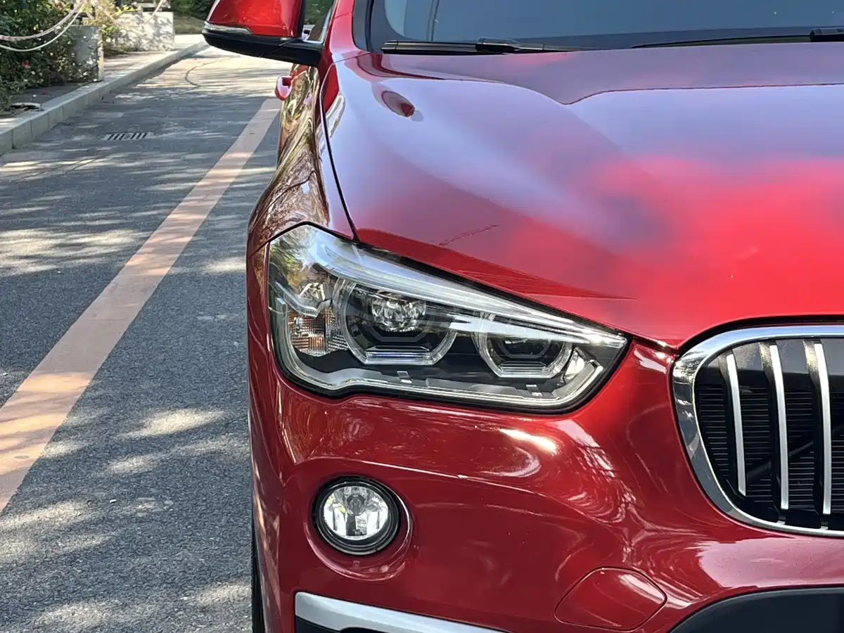 BMW X1 2019 sDrive18Li Premium Model фото 9