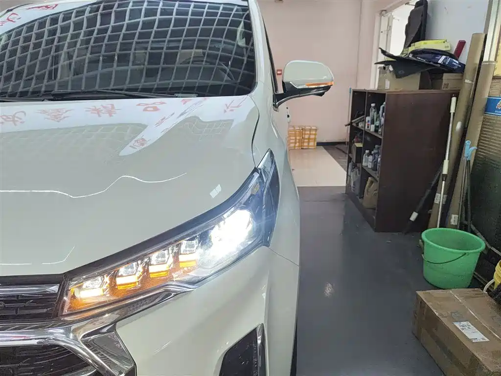 SAIC Maxus Maxus G20 2021 Facelift PLUS 2.0T Gasoline Automatic Luxury фото 15