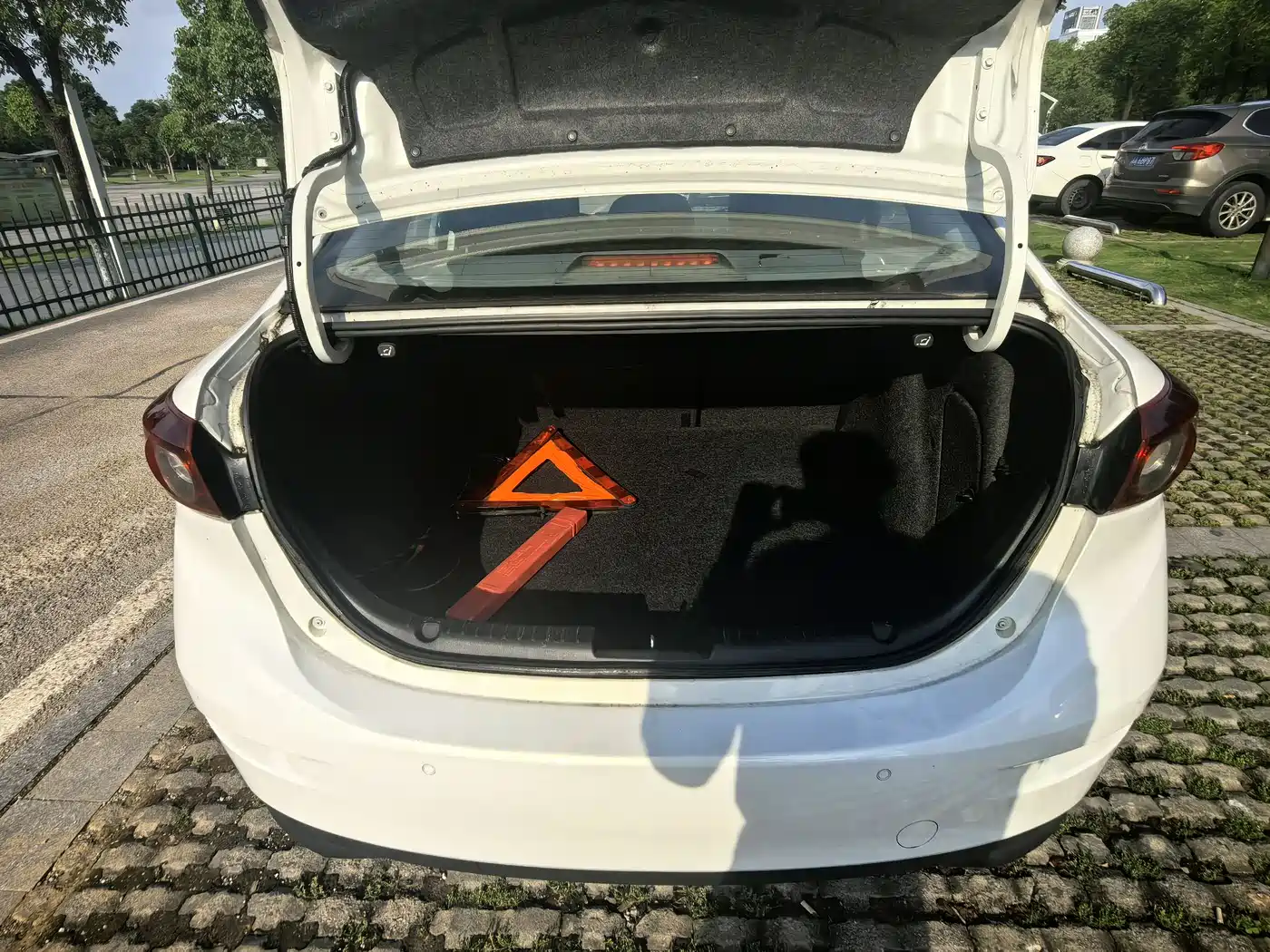 Photo 18 - Mazda Mazda 3