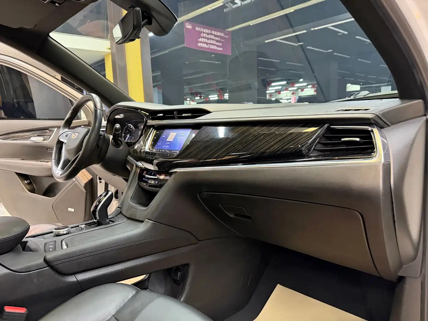 Cadillac XT6 2020 28T 6-Seater 4WD Luxury Model фото 24