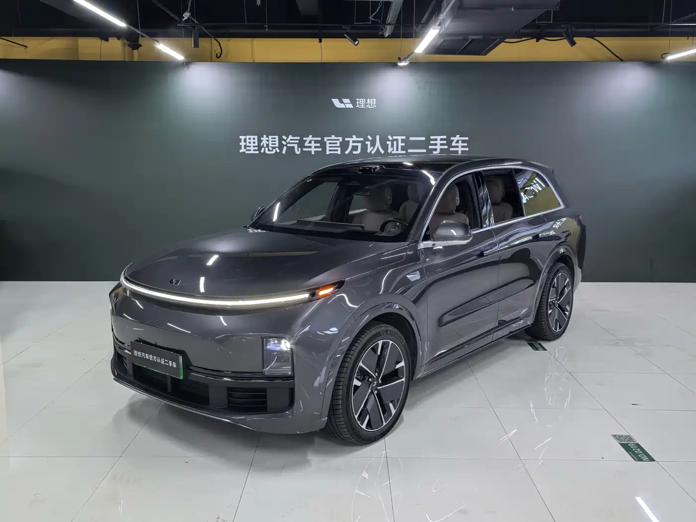Li Auto Li L8 2025 Ultra Smart Renewal Edition 1