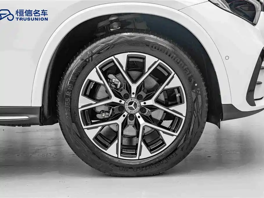 Mercedes-Benz GLC 2024 GLC 260 L 4MATIC Luxury 5-seater фото 11