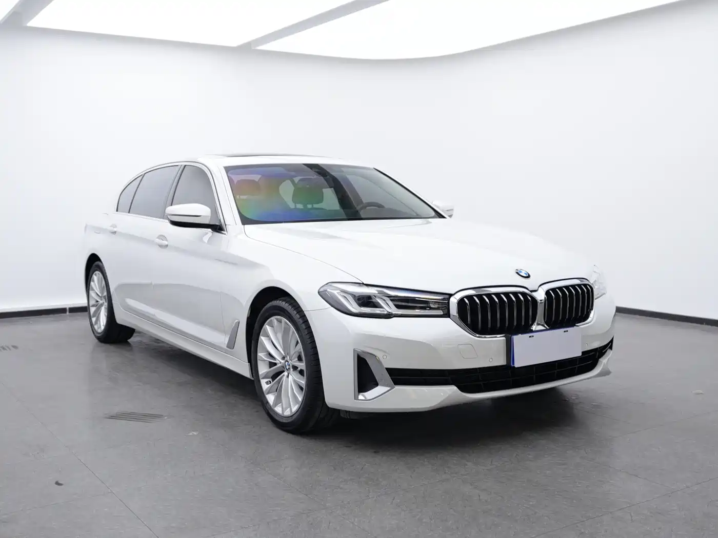 BMW 5 Series 2021 525Li Luxury Package фото 3