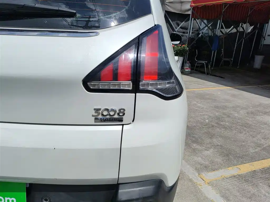 Peugeot 3008 2016 1.6THP Automatic Classic Edition фото 28